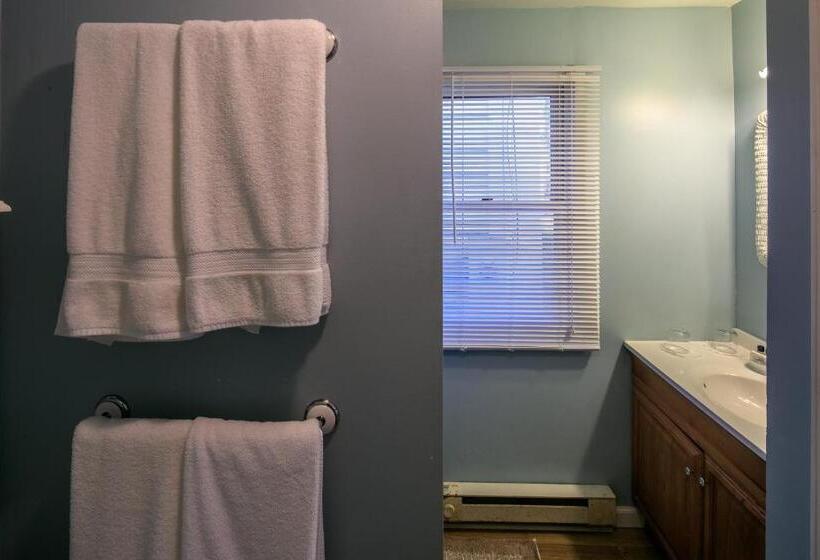 كابينة, Taylor House Inn