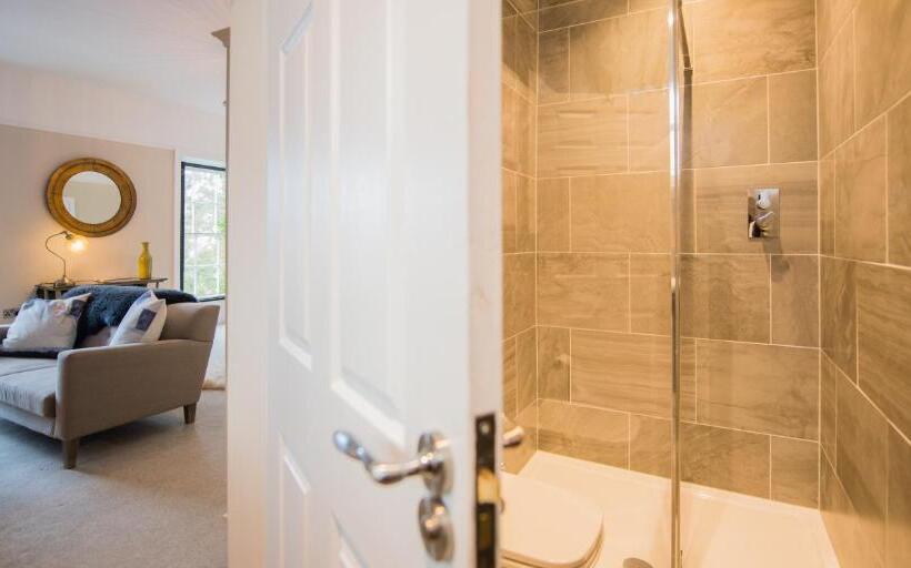 סוויטה, The Hafod