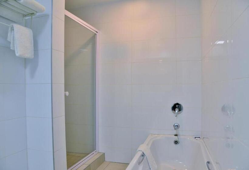 اتاق استاندارد, Cresta Oasis