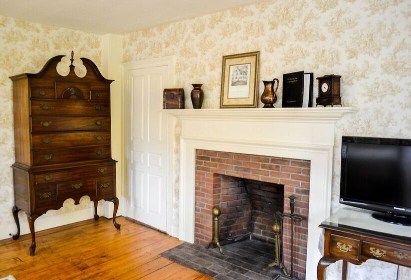 اتاق لوکس, The Quechee Inn At Marshland Farm