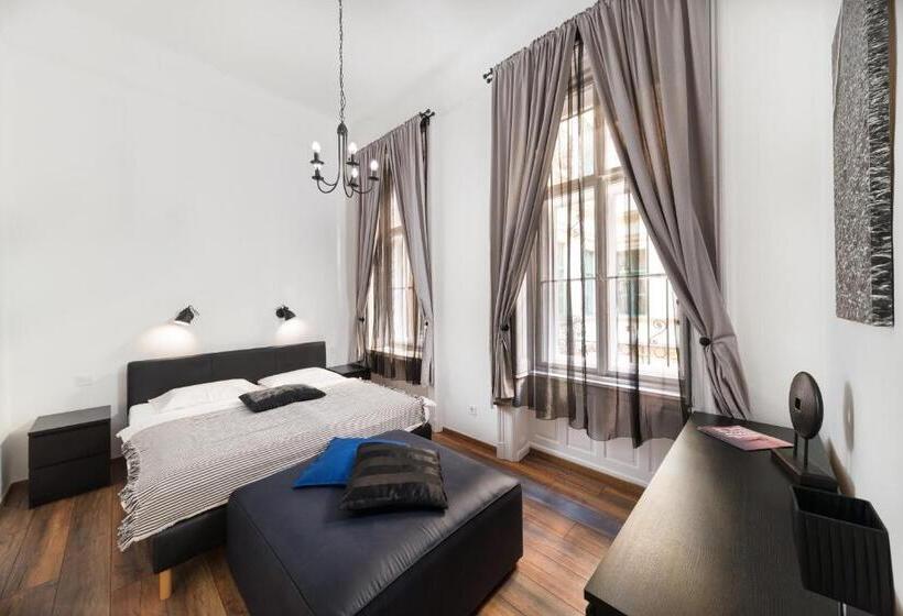 Huoneisto 1 Makuuhuone, Karma Boutique Apartments