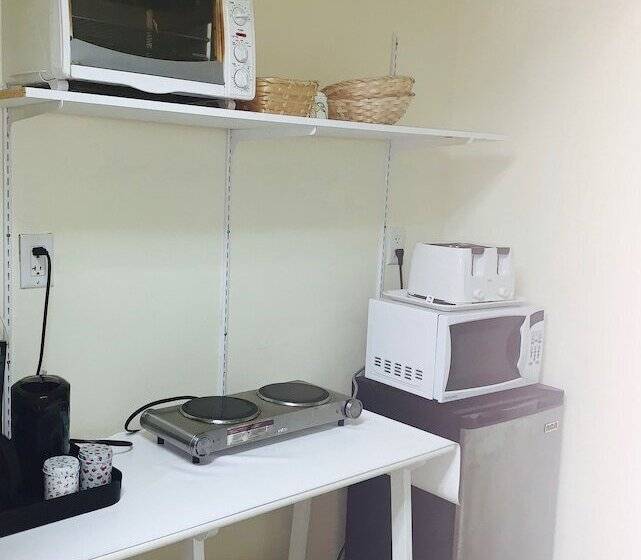 سوییت اجرایی, Maple View Bed And Breakfast