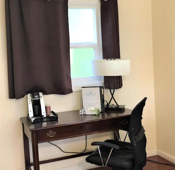 غرفة قياسية سرير كينج, Blue Coast Inn & Suites