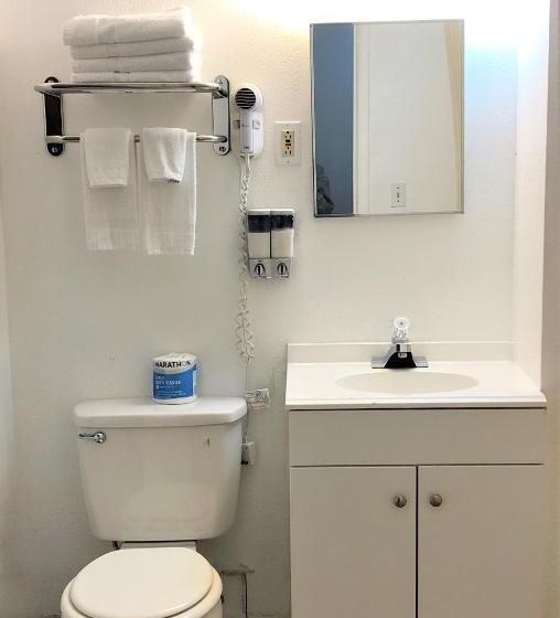 غرفة قياسية, Blue Coast Inn & Suites