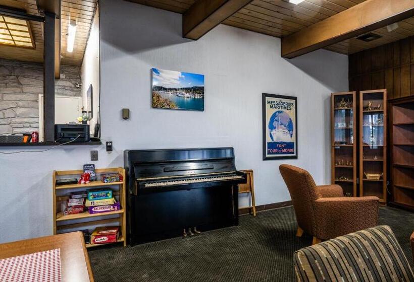 جناح غرفتين نوم, Blue Coast Inn & Suites