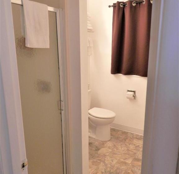 جناح غرفتين نوم, Blue Coast Inn & Suites