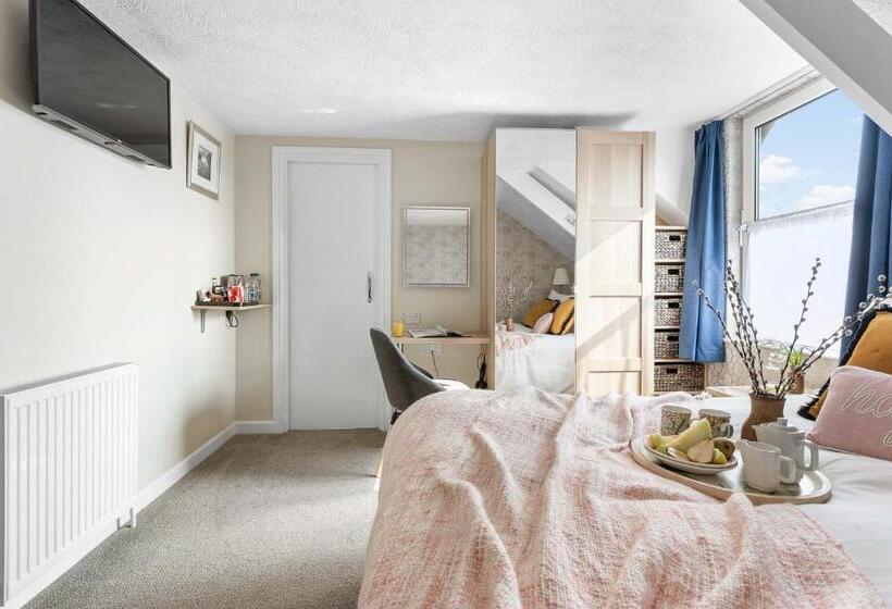 스탠다드 룸 킹사이즈 침대, The Westgate