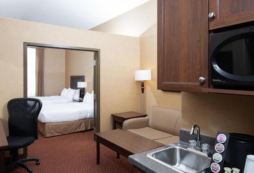 Люкс Повышенной Комфортности, Pomeroy Hotel Fort St. John