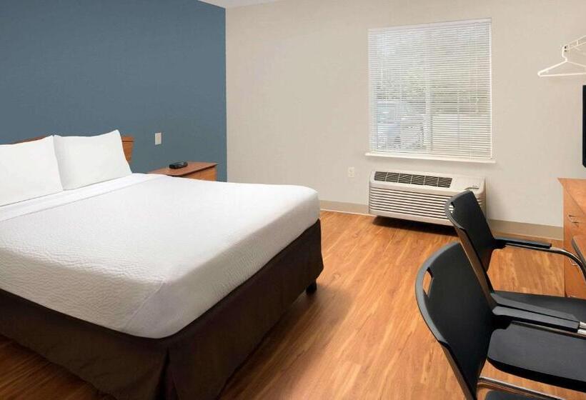 חדר סטנדרט מותאם לאדם עם מוגבלויות, Woodspring Suites Clarksville Ft. Campbell