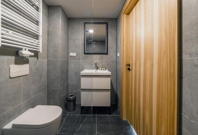 חדר סטנדרט, Kazalnica Family&conference Resort