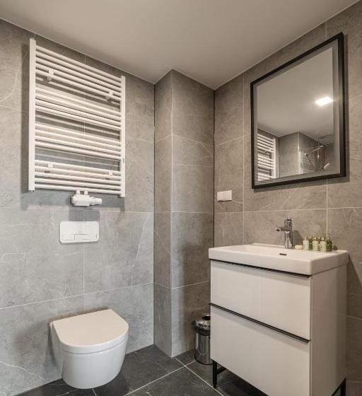 חדר סטנדרט נוף לאגם, Kazalnica Family&conference Resort