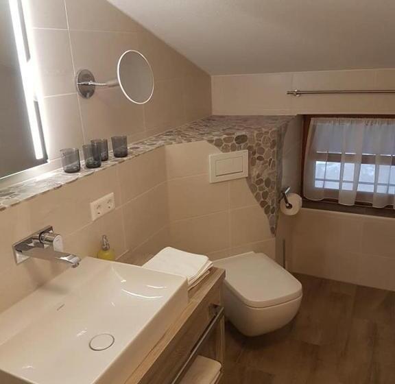 اتاق اکونومی, Zum Eichhof