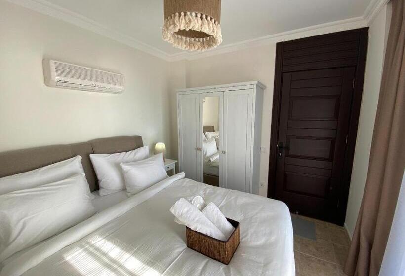 ویلای یک اتاق خوابه با استخر شنا, Villa Lalaland Family