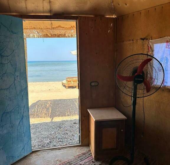 اتاق استاندارد با چشم‌انداز دریا, Abo Hamada Azure Camp