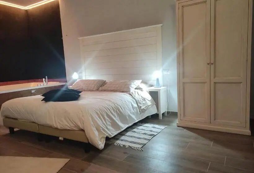 庭の見えるジュニアスイート, Boutique Relais Villa Sofia