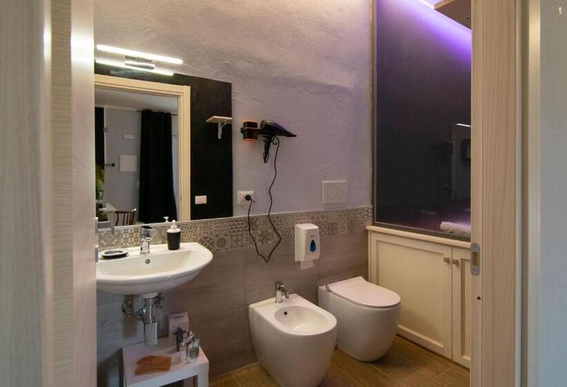 סוויטת ג'וניור נוף לגינה, Boutique Relais Villa Sofia