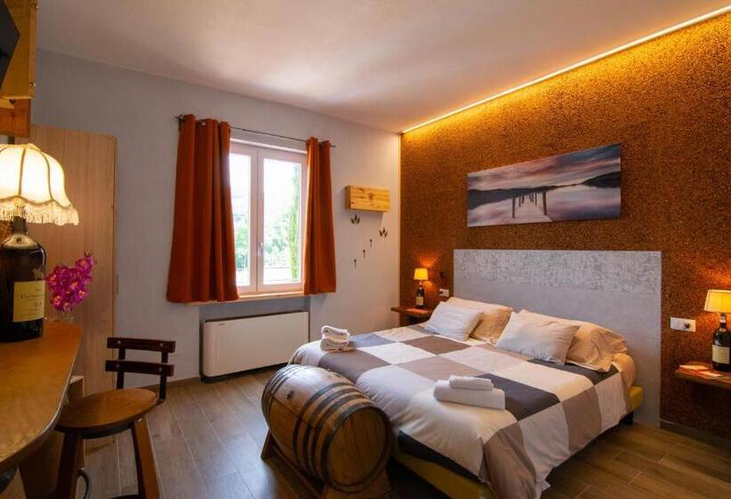 סוויטה עם ג'קוזי, Boutique Relais Villa Sofia