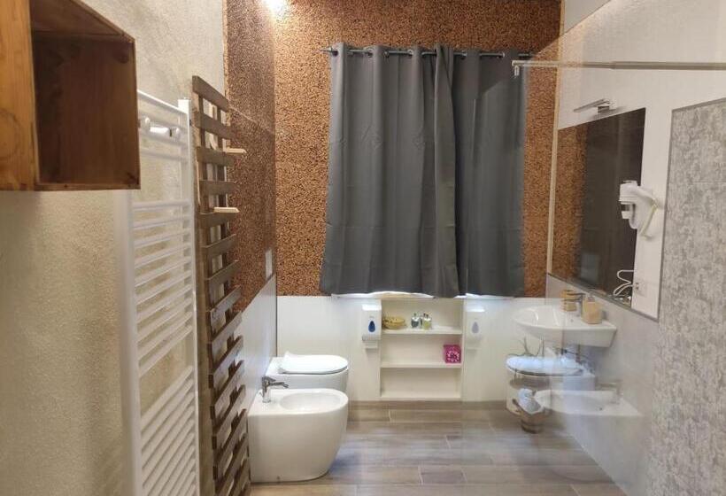 סוויטה עם ג'קוזי, Boutique Relais Villa Sofia