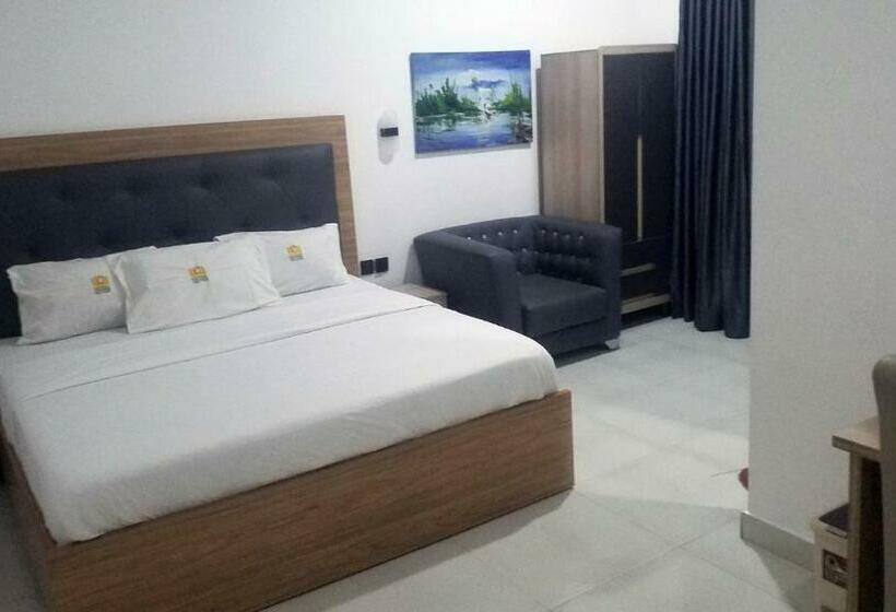 اتاق استاندارد یک نفره, The Charis Hotel And Suites