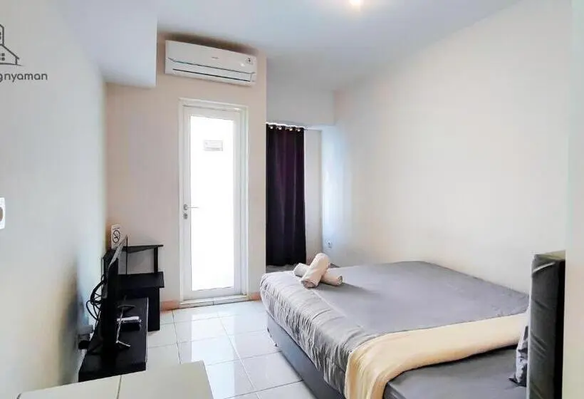 デラックスルーム, Springlake Summarecon Bekasi Apartement By Rna