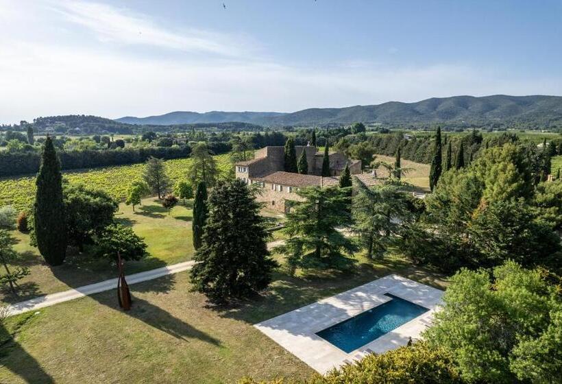 חדר דלוקס, Château Saint Pierre De Mejans