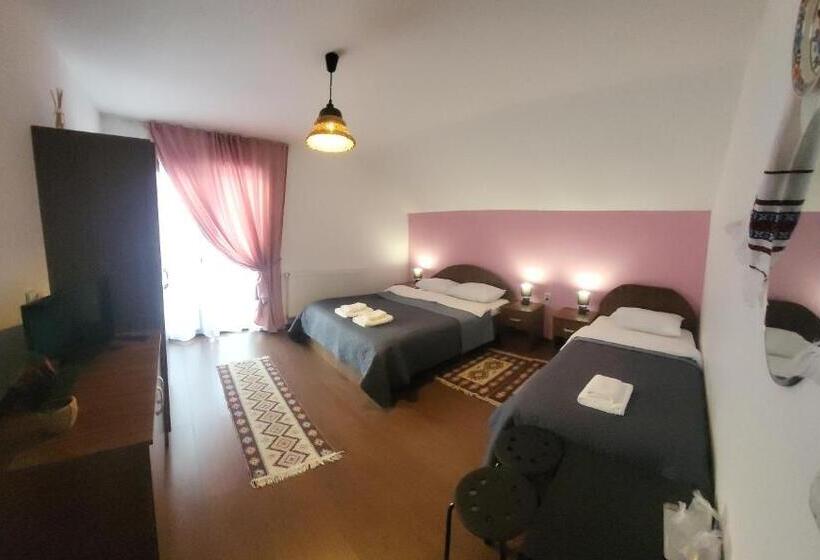 Номер Стандарт Трехместный, Agropensiunea Pe Poderei