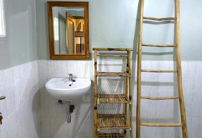 Номер Стандарт, Alinson Sunset Hill