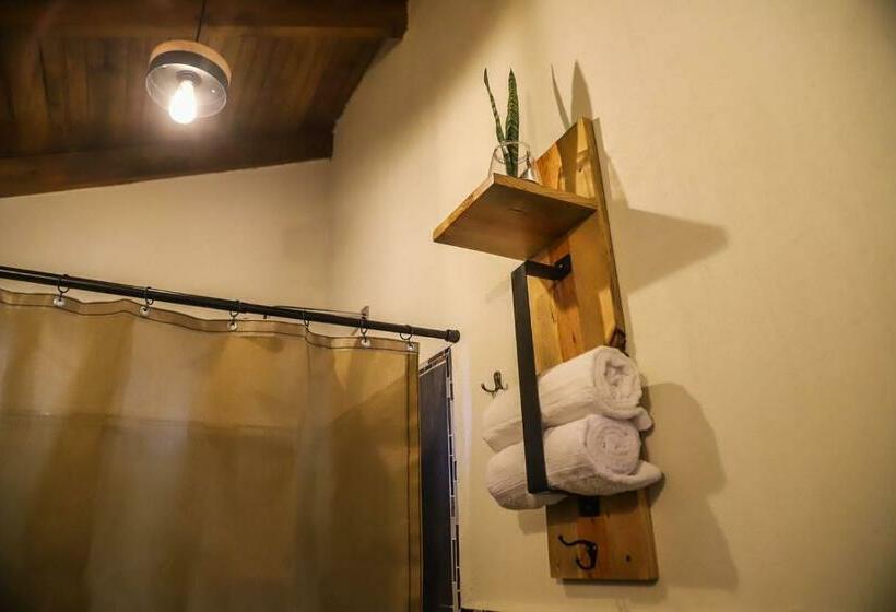 اتاق لوکس خانوادگی, Cotan Ecolodge