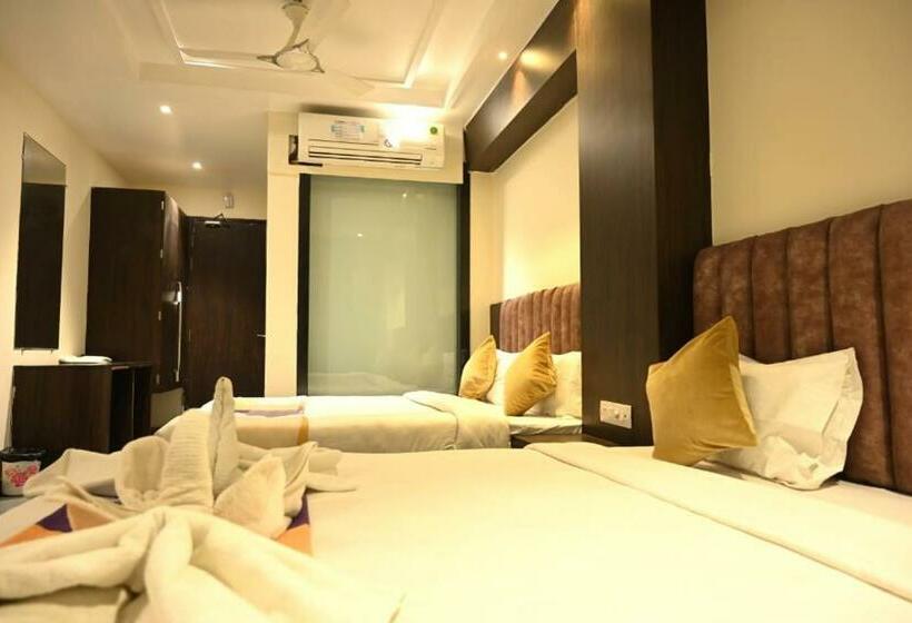 标准间, Nakshatra Resort