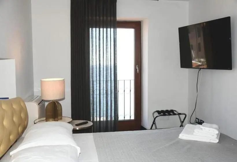 デラックスルーム, Le Suite Guarinelli B&b