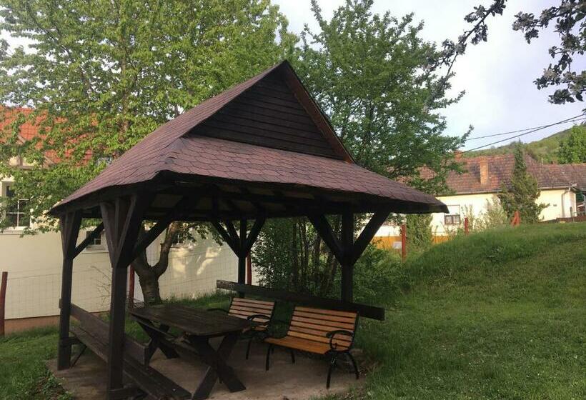 带1个卧室带观景的公寓, Mátrai Vándor Apartmanok