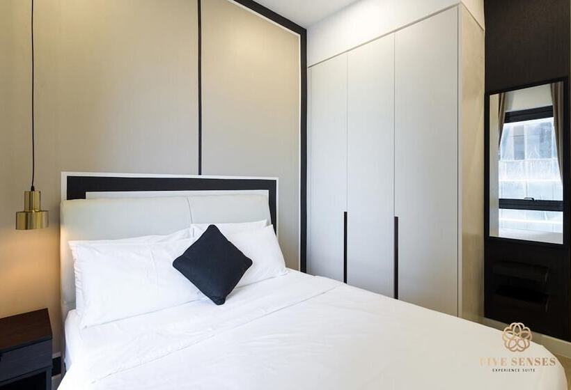 سوئیت پرزیدنت, Viia Residences In Kl Eco City, Five Senses