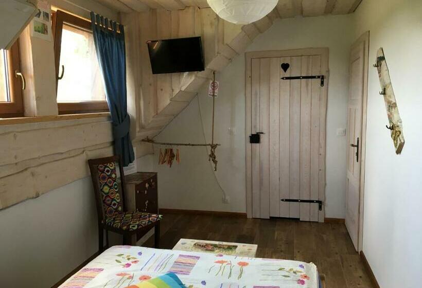 غرفة قياسية ذات إطلالة, Na Zielonej łące..