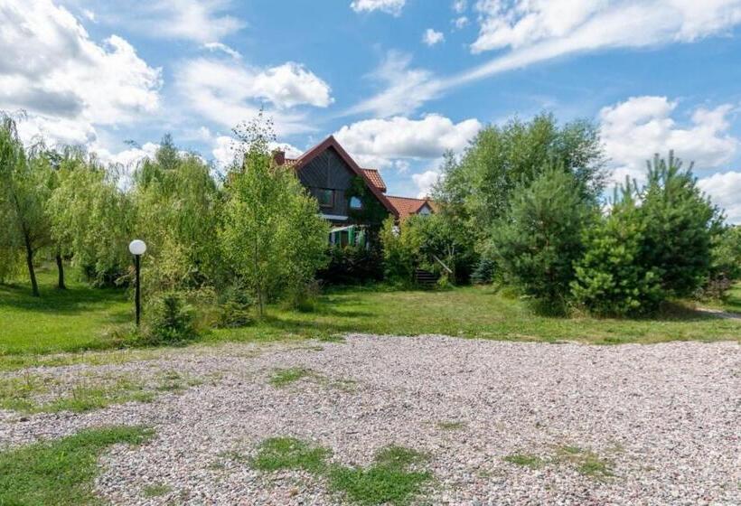 جناح دوبلكس, Na Zielonej łące..