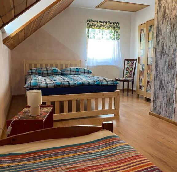 شاليه غرفة نوم واحدة, Na Zielonej łące..