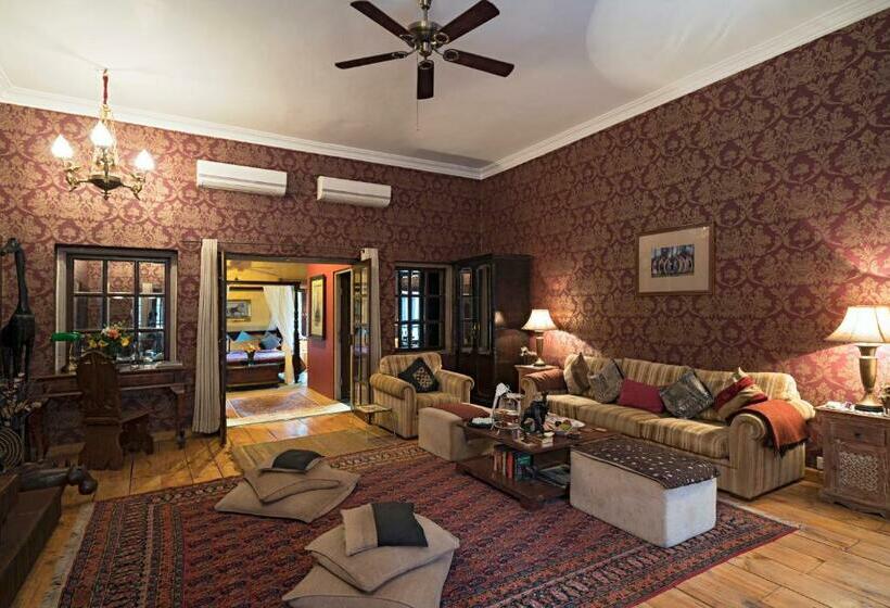 סוויטה מלכותית, Srinivas The Royal Residence, Jaipur