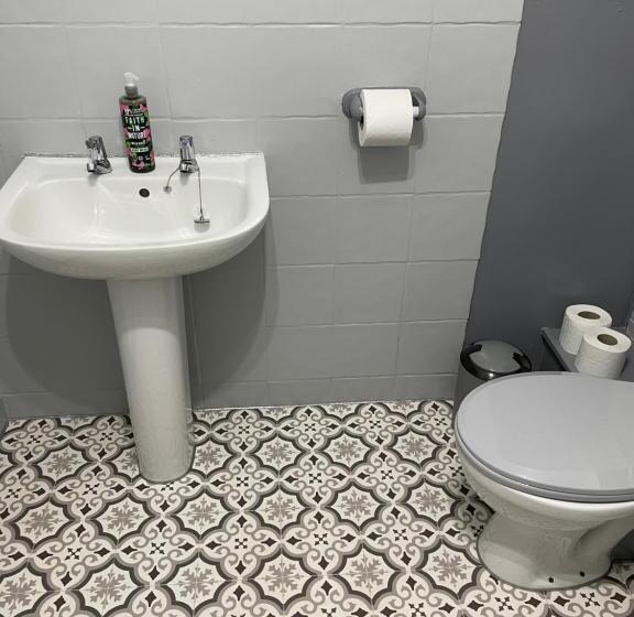 Superiorrum King Size Säng, Burnside