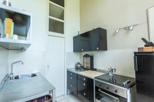 סוויטה דלוקס, Chateau D Estrac