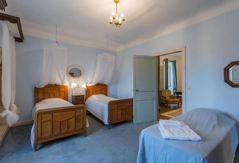 דירת חדר דלוקס, Chateau D Estrac