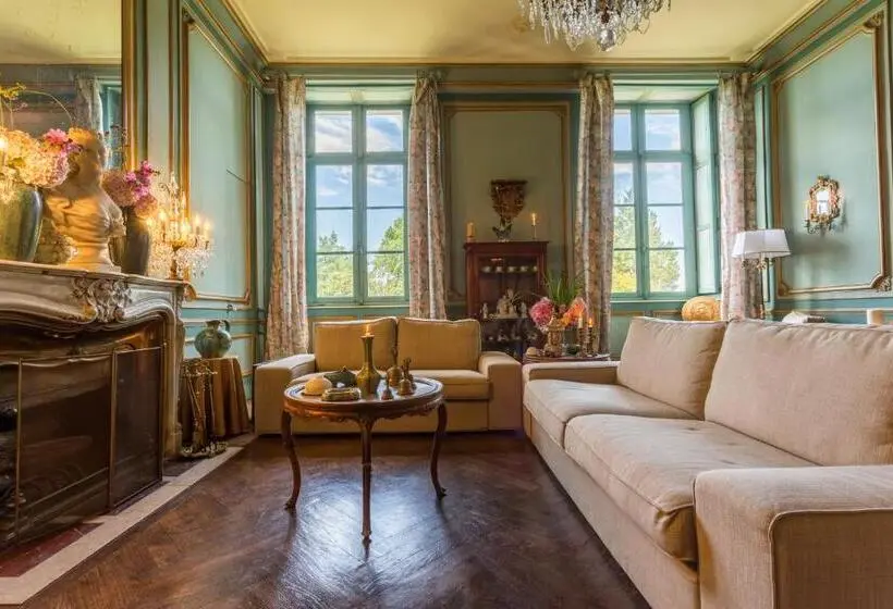 エクゼクティブスイート, Chateau D Estrac
