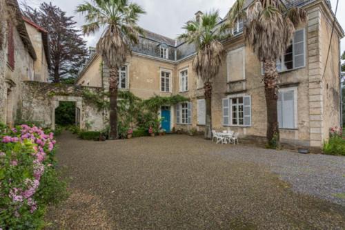 סוויטה דלוקס, Chateau D Estrac