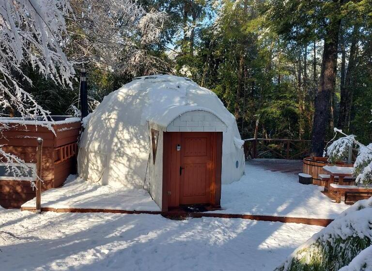 בקתת חדר, Estación Benedicto