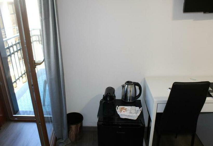 اتاق استاندارد سه نفره, B&b Amalfi S Luxury Rooms