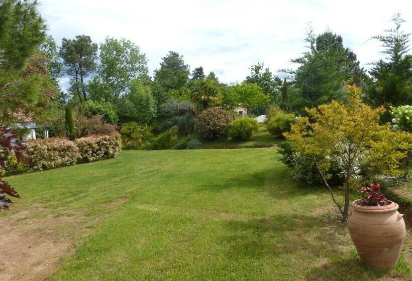 스탠다드 룸, Domaine Du Planas Ailhon Ardeche