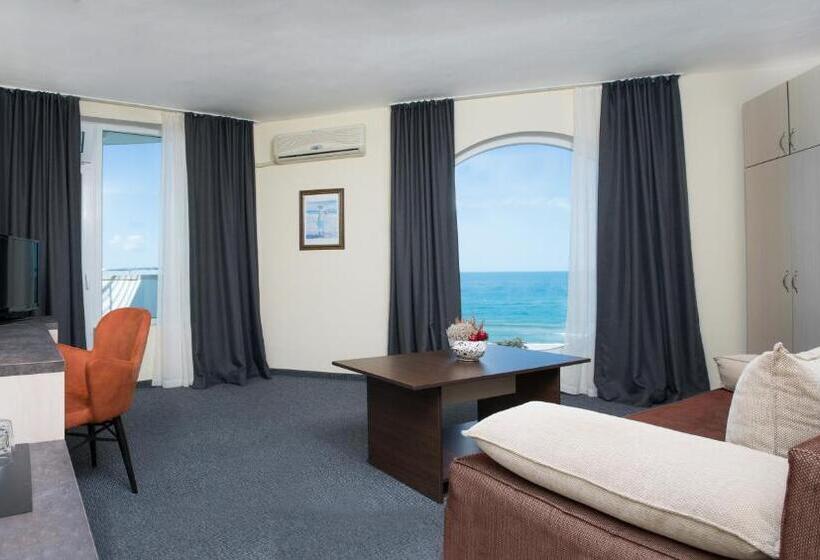 Апартаменты 1 Спальня, Family Hotel Sunrise