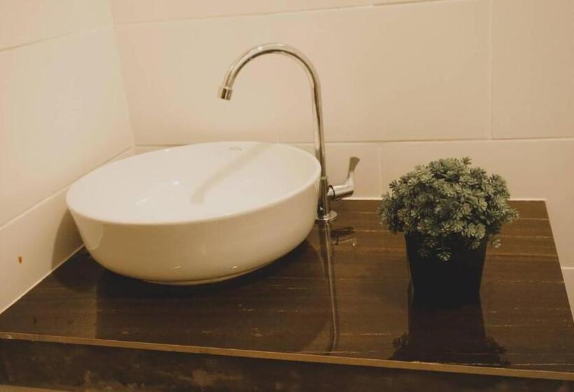 חדר סטנדרט נוף לגינה, Ingtara At Lanta Resort