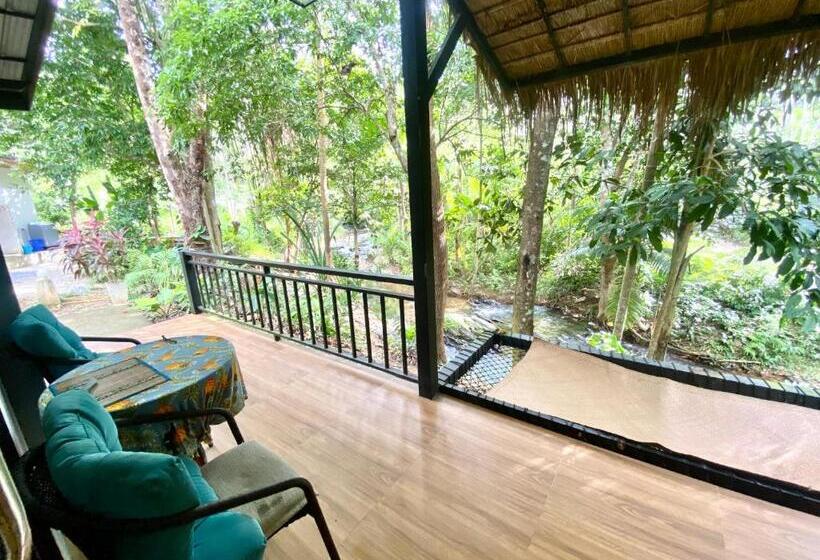 חדר סטנדרט עם מרפסת, Ingtara At Lanta Resort