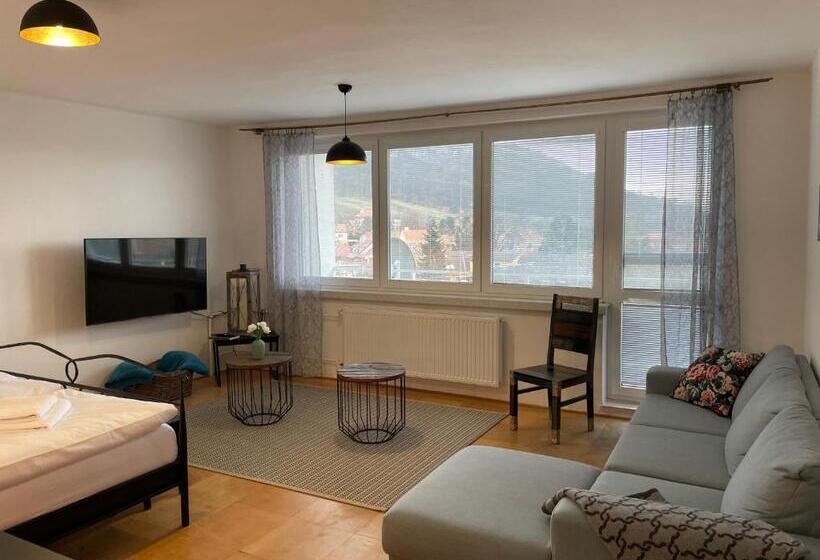 バルコニー付き1ベッドルームアパートメント, Pálava House Mikulov