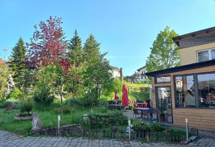 Standard Yhden Hengen Huone, Gasthof Edelweiss