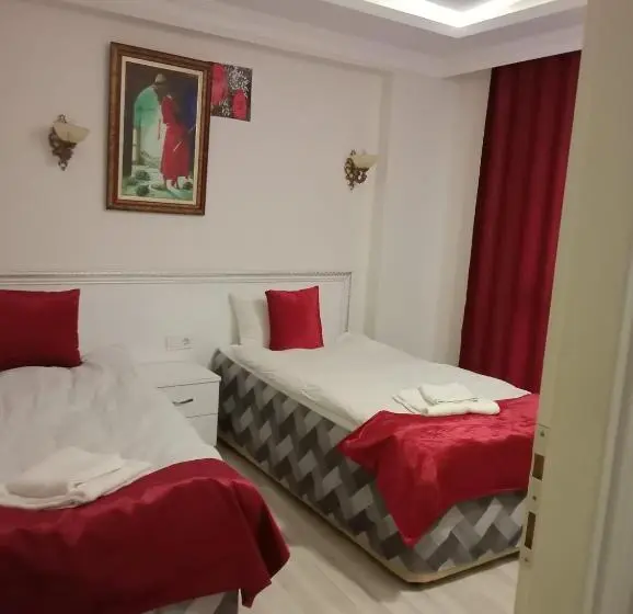 اتاق کلاسیک سه تخته, çarşi Hotel&cafe